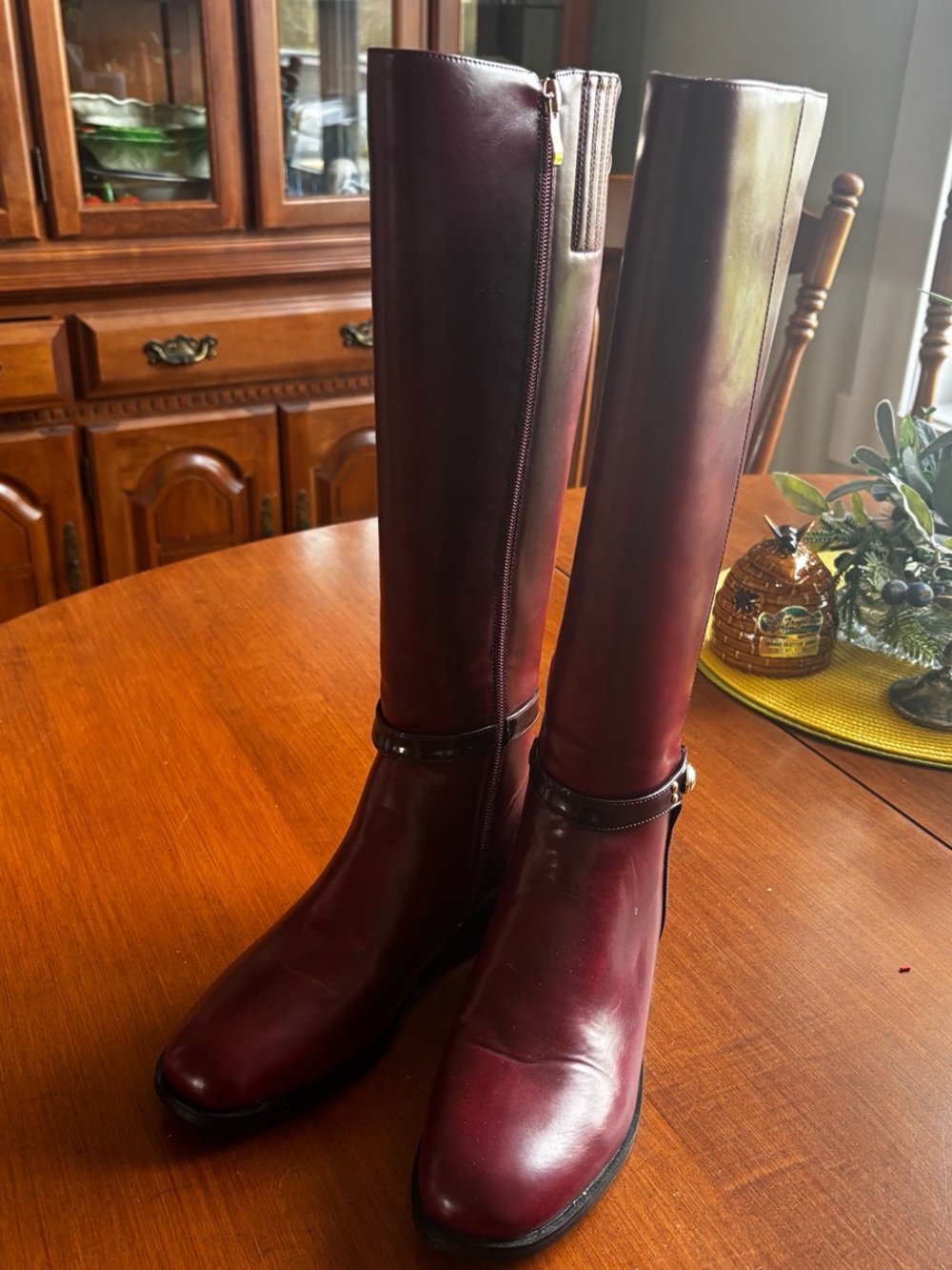 August flex Canada - Women's Tall Riding Boots in Burgundy